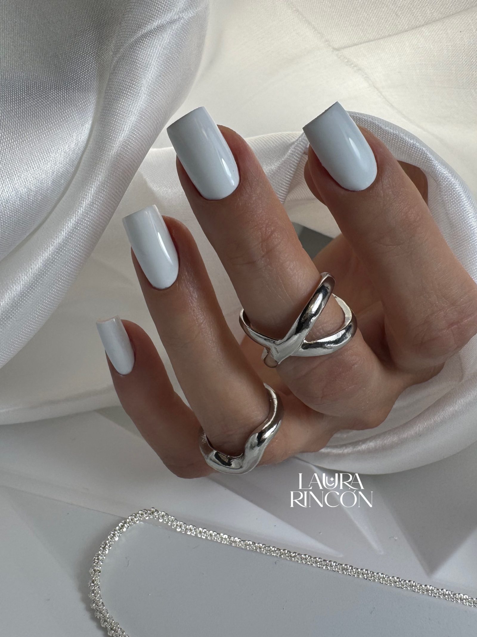 Diseño express en blanco